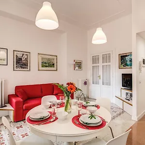 https://la-casa-di-nonna-pina.it-romehotels.com